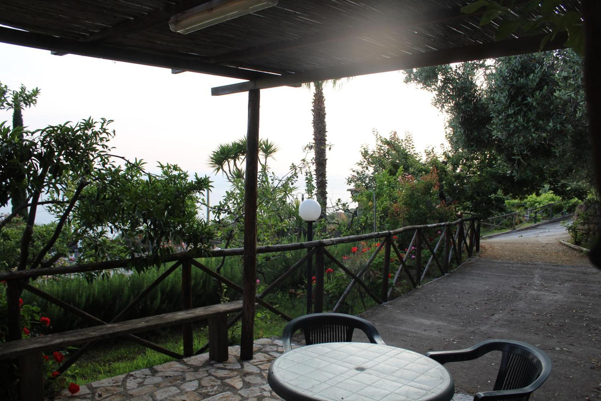 Villa Incanto B&B Каприоли Экстерьер фото