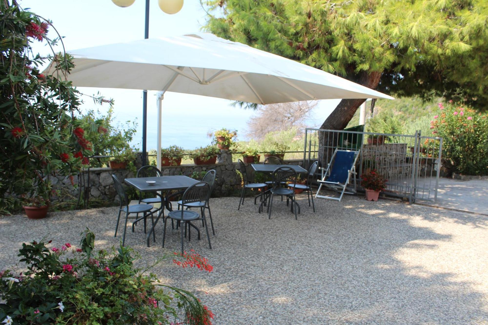 Villa Incanto B&B Каприоли Экстерьер фото